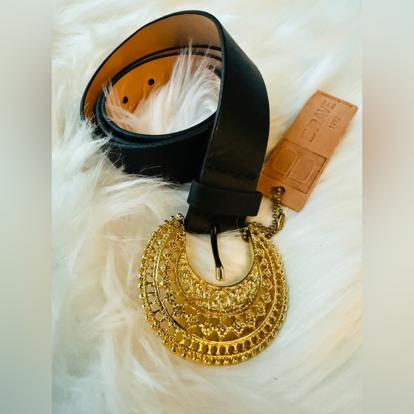 Brave Leather Accessories - Black Leather Belt with Ornate Gold Statement Buckle